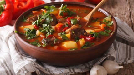 Бограч по-закарпатськи (відео)