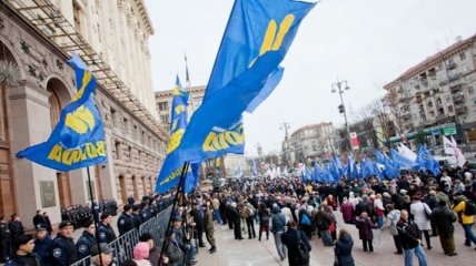 Оппозиция завершила митинг у здания Киевсовета 