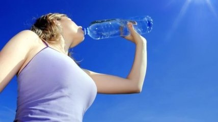 Почему чрезмерное употребление воды может навредить здоровью