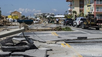 Разрушительный ураган "Майкл" продолжает забирать жизни американцев
