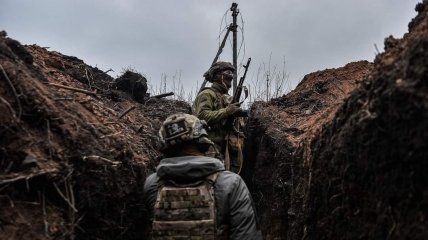 Украинские военные продолжают сдерживать россиян на фронте
