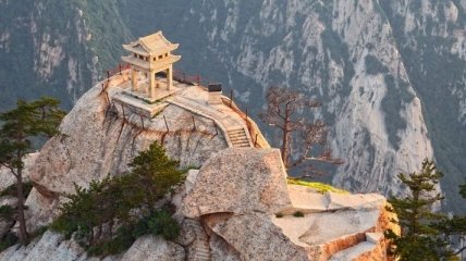 Священная гора Хуашан в Китае