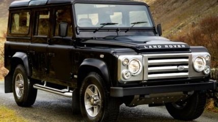 Возвращается знаменитый внедорожник Land Rover Defender 