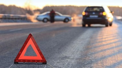 На трассе Киев-Чоп произошло тройное ДТП, 5 человек пострадали 