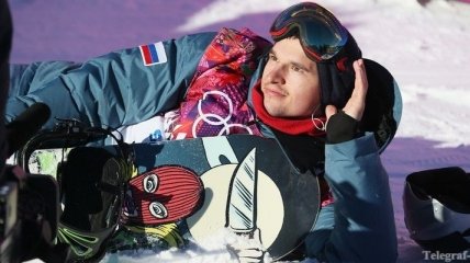 Алексей Соболев - сноубордист с самой необычной экипировкой в Сочи