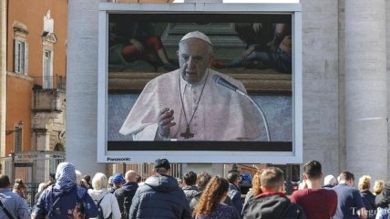 Современные технологии против коронавируса: Ватикан будет транслировать утреннюю Святую Мессу в прямом эфире