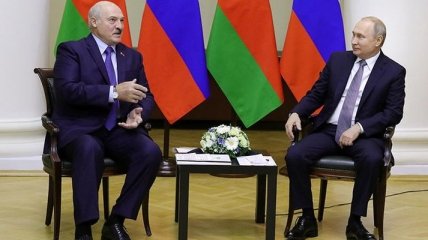 "Или подпишет все бумаги или его убьют": Пионтковский о встрече Лукашенко с Путиным
