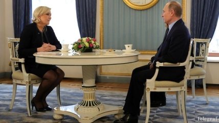 Ле Пен предложила Путину обмен разведданными