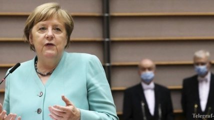 "Европа должна больше полагаться на собственные силы": Меркель напомнила о глобальных вызовах для ЕС