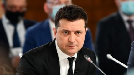 Зеленський відповів на рішення Росії відвести війська від кордонів