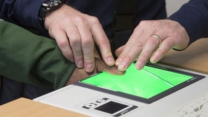 В Бельгии будут выдавать удостоверения личности с отпечатками пальцев