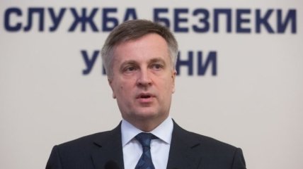 Порошенко внес в Раду представление об увольнении Наливайченко