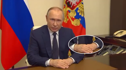 Руки главы кремля совсем не двигались