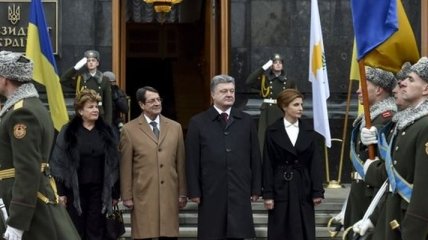 В Киеве проходит встреча президентов Украины и Кипра