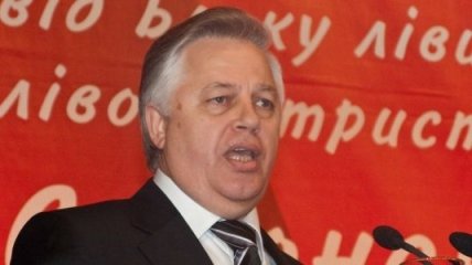 Симоненко дал Азарову полгода на выполнение обещаний