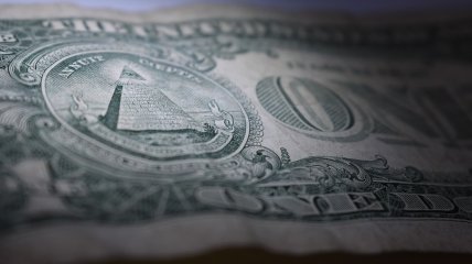 Что будет с долларом в июле? Прогноз экспертов