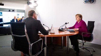 Меркель закликає Німеччину не ставитися до коронавірусу серйозніше