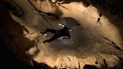 Самая глубокая пещера в мире (Фото) 