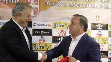 Дик Адвокат официально возглавил сборную Сербии