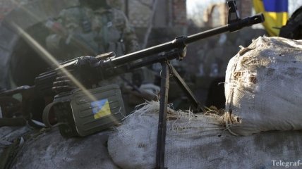 Штаб АТО: Ночью боевики 10 раз обстреляли позиции украинских военных