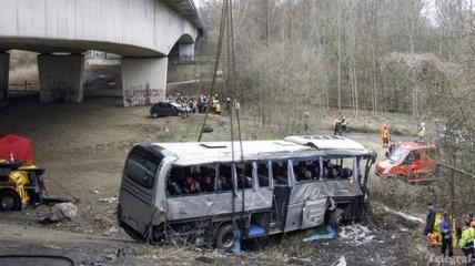 Водитель разбившегося автобуса с украинцами мог уснуть на рулем