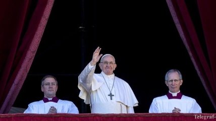 Папа Римский пожелал облегчения "дорогой Украине"