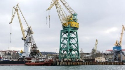 Бывший завод Порошенко в Крыму станет главной ремонтной базой кораблей РФ  