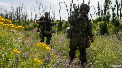 Штаб ООС: Боевики 36 раз обстреляли позиции украинских военных, есть раненые 