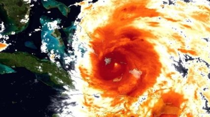 Кубинские власти готовятся к приходу тропического шторма "Исаак"