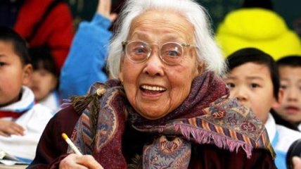 102-летняя школьница живет в Китае