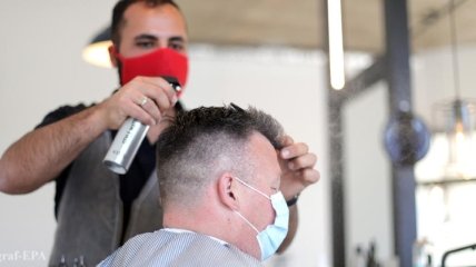 Ослабление карантина: как будут работать парикмахерские и салоны красоты в Киеве