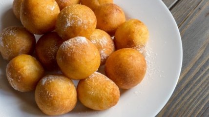 Жареные шарики со сгущенкой - десерт, от которого никто не откажется
