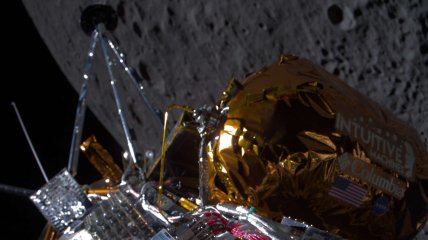 Приватний космічний апарат Odysseus висадився на Місяці