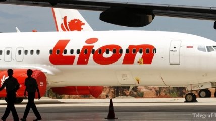 Крушение Boeing 737 в Индонезии: На борту было 188 человек