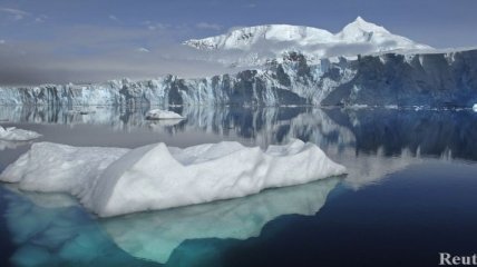 Ученые бьют тревогу: В Арктике тают снега