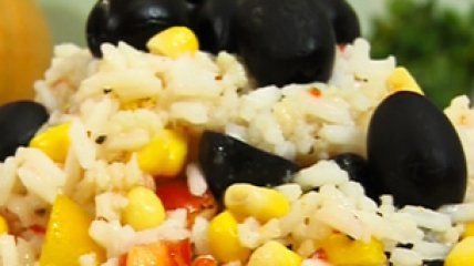 Салат из риса с крилем