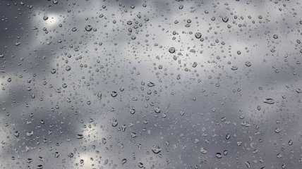 Погода в Украине на сегодня: ожидаются дожди с грозами  
