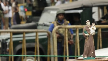 СМИ: После терактов на Шри-Ланке около 600 иностранцев были высланы из страны