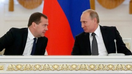 Путин и Медведев обнародовали декларации о доходах