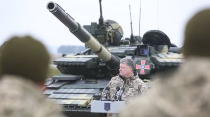Порошенко: Украина не будет выполнять политическую часть "Минска" без пакета по безопасности