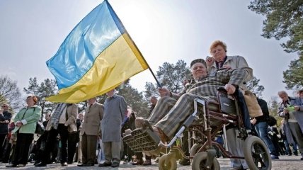  Днепропетровские патриоты почтили память бойцов УНР