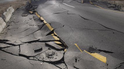 Серия землетрясений в мире: сейсмолог рассказал, что происходит с Землей