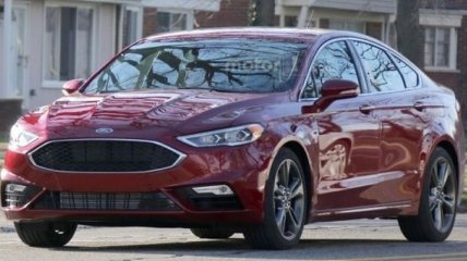 2017 Ford Fusion поймали во время тестов 