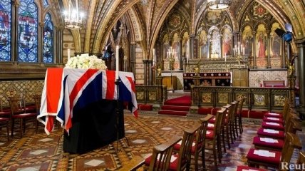 В Лондоне начались похороны Маргарет Тэтчер   