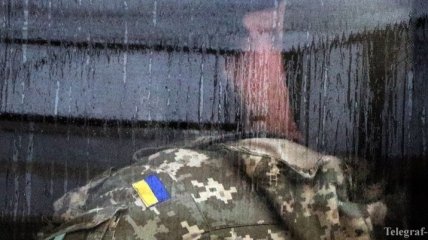 Киев требует допустить консула к морякам в России 