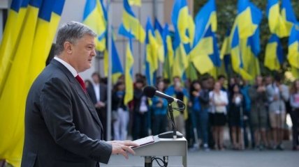 Президент Порошенко поздравил всех мусульман Украины