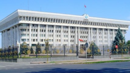 В Киргизии задержан чиновник МИД за вымогательство взятки