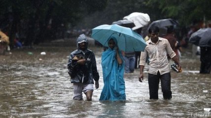 В Индии проливные ливни унесли жизни 70 человек