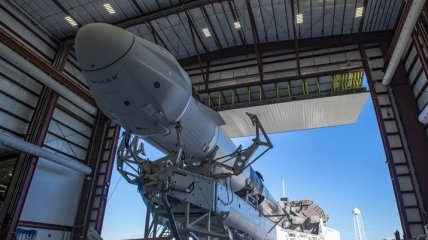 Компания SpaceX отправила на МКС ракету Falcon 9 с клетками мозга, сердца и COVID-аппаратом на борту (видео)