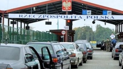 Въезд в Польшу на границе ожидают полтысячи автомобилей